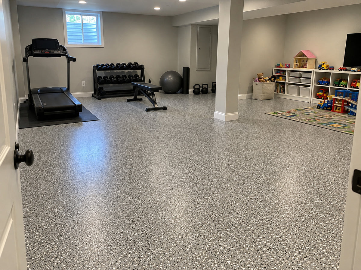 Basement floor with full flake finish